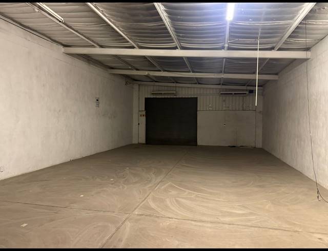 750M² WAREHOUSE TO LET IN HERMANSTAD